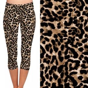 HIGH WAISTED CUSTOM CHEETAH PRINT ACTIVEWEAR CAPRI